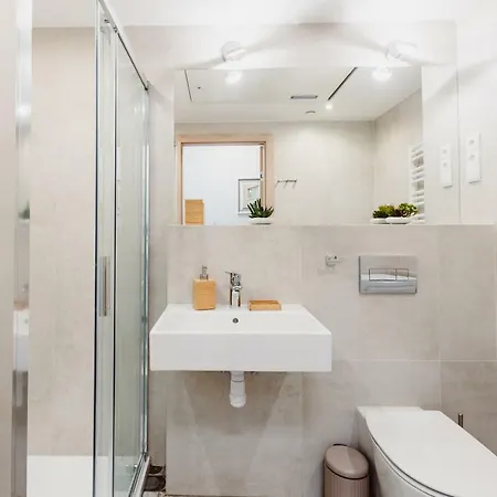 August - Your Place In Cracow! Apartment